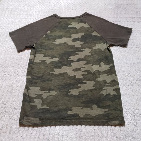 Eddie Bauer Boys Short Sleeve Camo Shirt Size L 14/16 - Picture 2 of 8